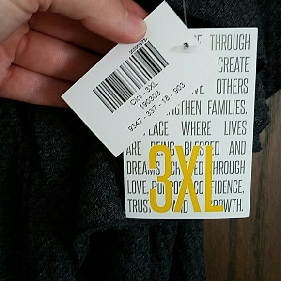 NWT LuLaRoe CiCi *FINAL PRICE* - Picture 3 of 3